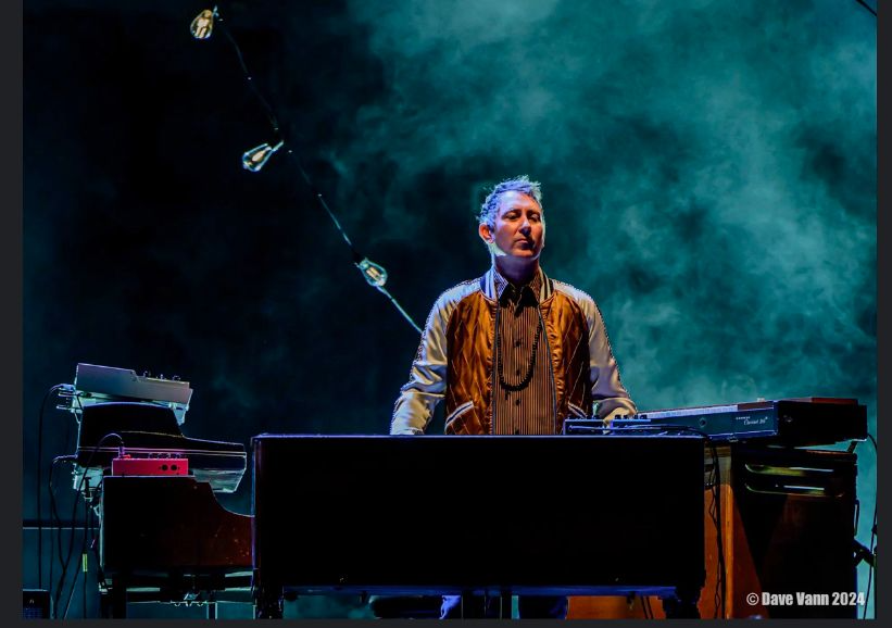 Erik Deutsch, da banda The Black Crowes, faz duas apresentações em SP | Foto: Dave Vann