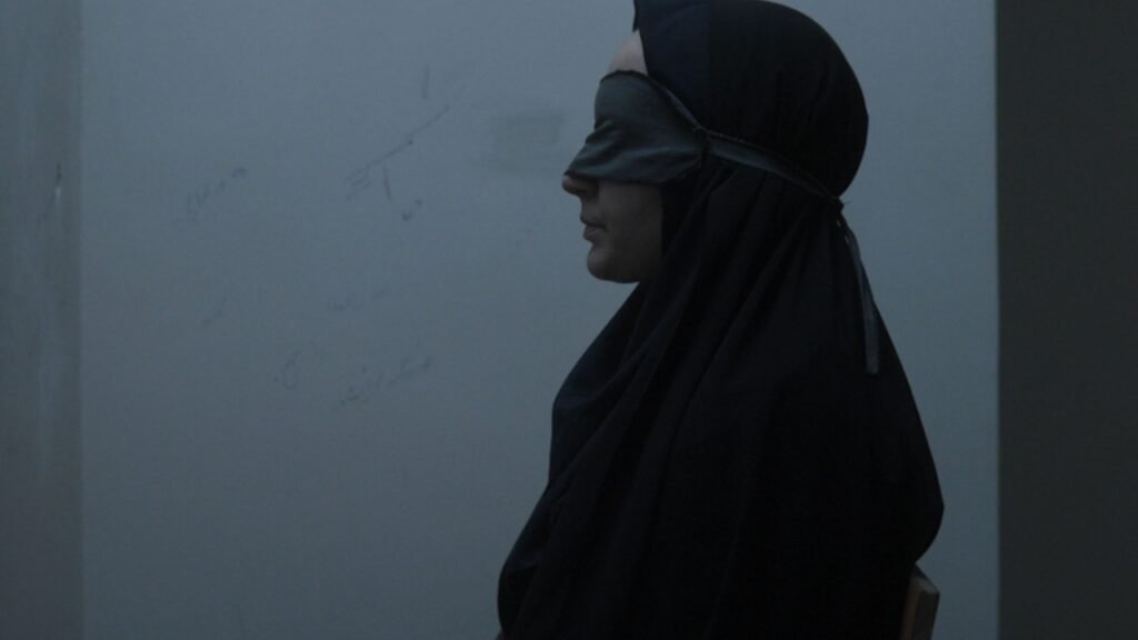 Crítica: "A Semente do Fruto Sagrado" (Dāne-ye anjīr-e ma'ābed)