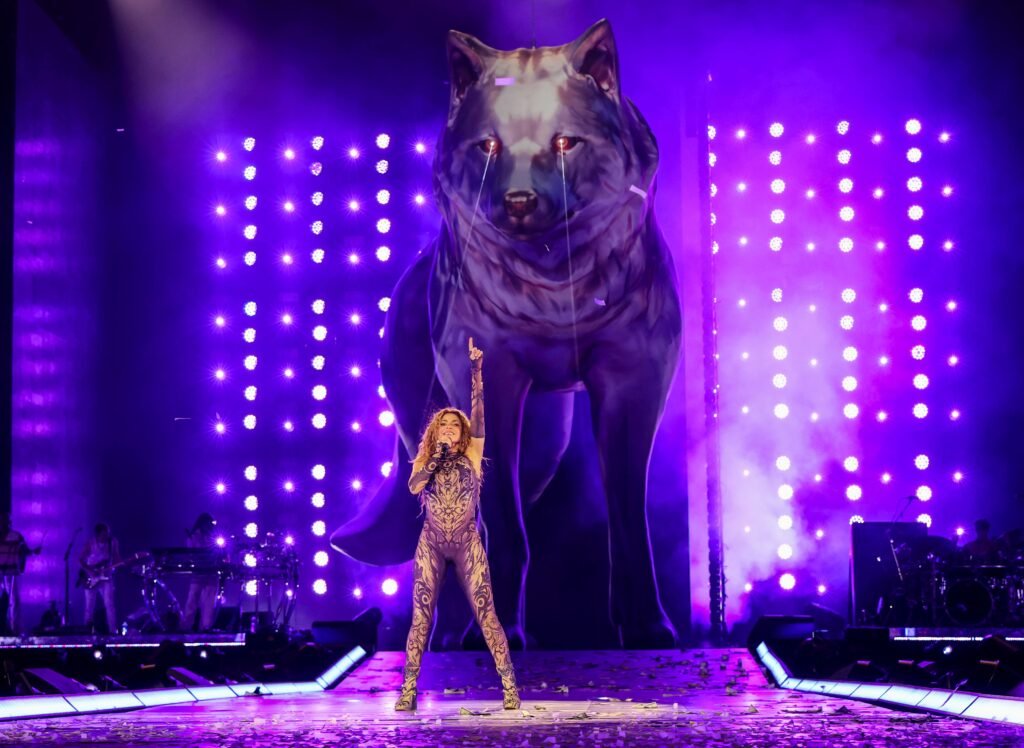 Shakira consolida posição como artista feminina de maior bilheteria em 2025 | Foto: Kevin Mazur / Getty Images