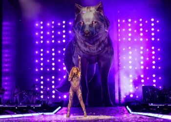 “Las Mujeres Ya No Lloran”: tudo sobre o primeiro show da nova turnê de Shakira | Foto: Kevin Mazur / Getty Images