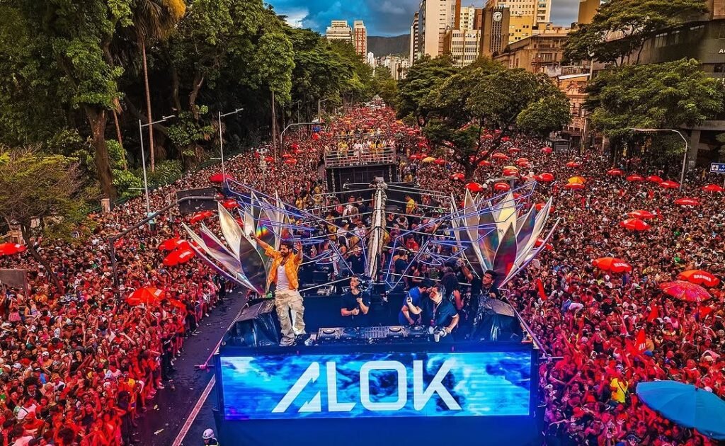 Alok faz história no carnaval de BH com 1 milhão de foliões