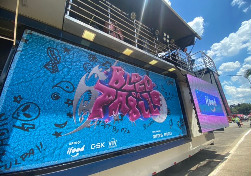 Carnaval: Pabllo Vittar leva multidão ao Obelisco do Ibirapuera