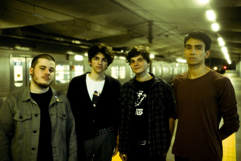 Freiya revela "Apesar de Tudo Ainda é Você" pelo selo Downstage | Foto: @johnfiuza