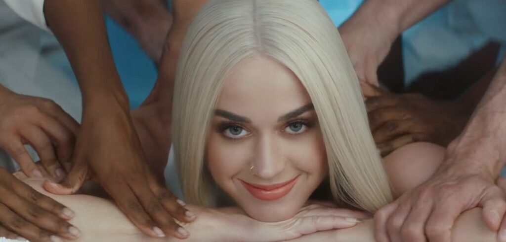 Explorando a jornada visual da Katy Perry