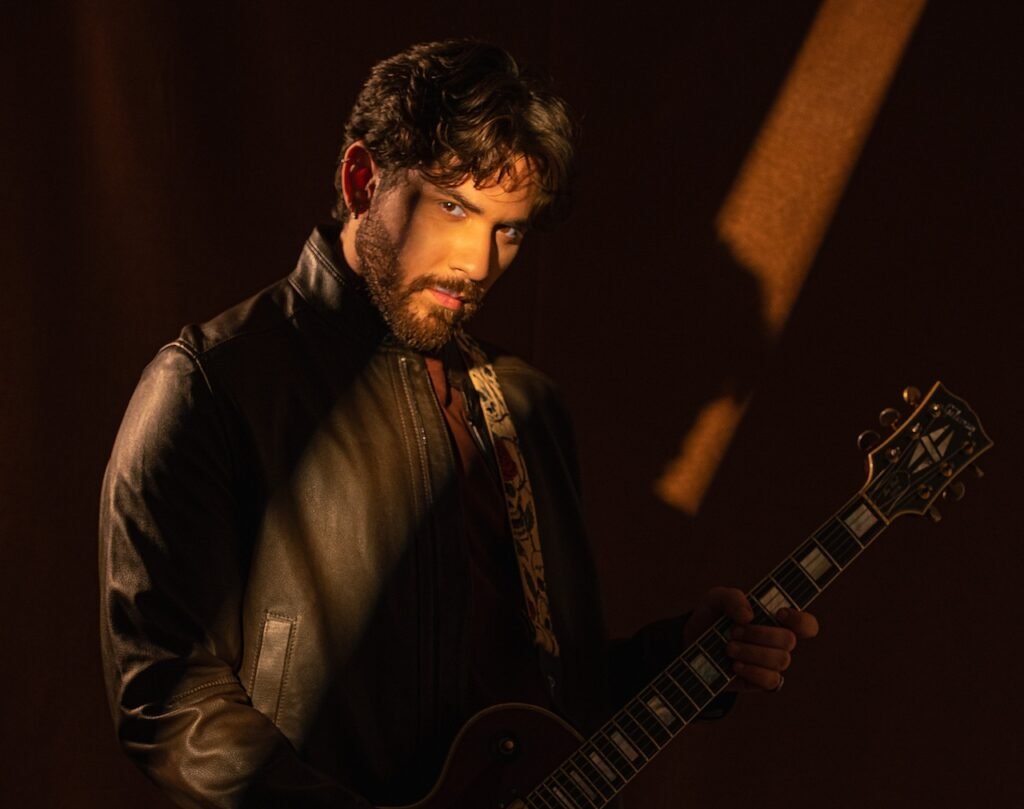 Turnê intimista de Gustavo Mioto tem datas confirmadas em quatro capitais