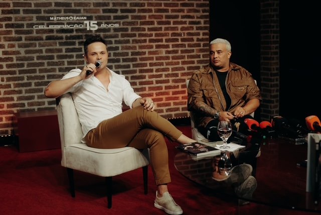 Matheus e Kauan comemoram 15 anos de carreira com álbum, livro e festa para fãs, família e amigos