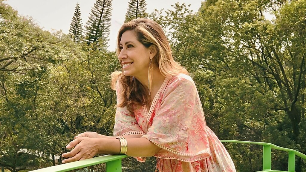 Zen Moraes celebra o amor que atravessa gerações com "Mãe"