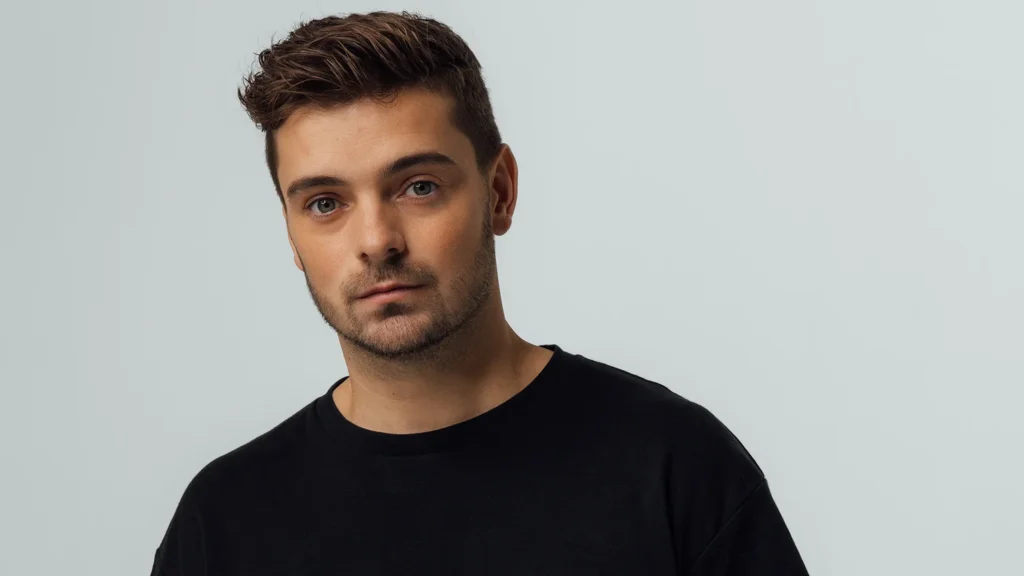 Martin Garrix vem ao Brasil para turnê no final de 2025