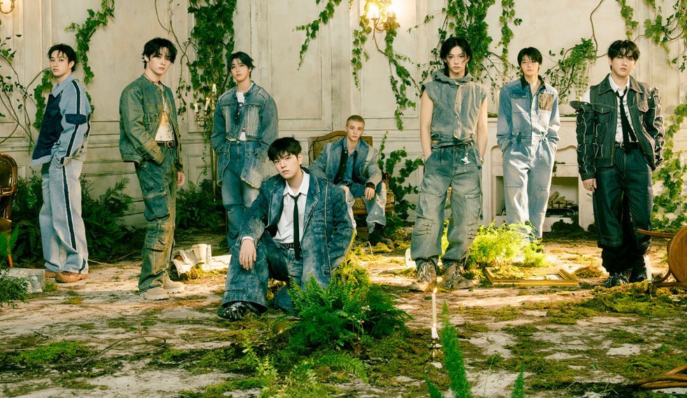 Crítica: Stray Kids, "Hollow"