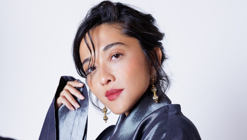 Jacqueline Sato transforma sua atuação em palco para visibilidade e propósito