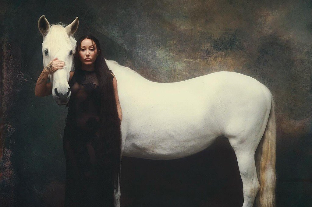 Crítica: Noah Cyrus, "I Want My Loved Ones to Go with Me"