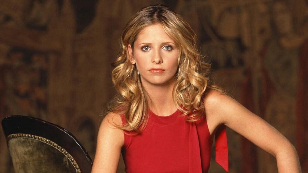 Reboot de "Buffy" revela elenco completo e confirma retorno de Sarah Michelle Gellar