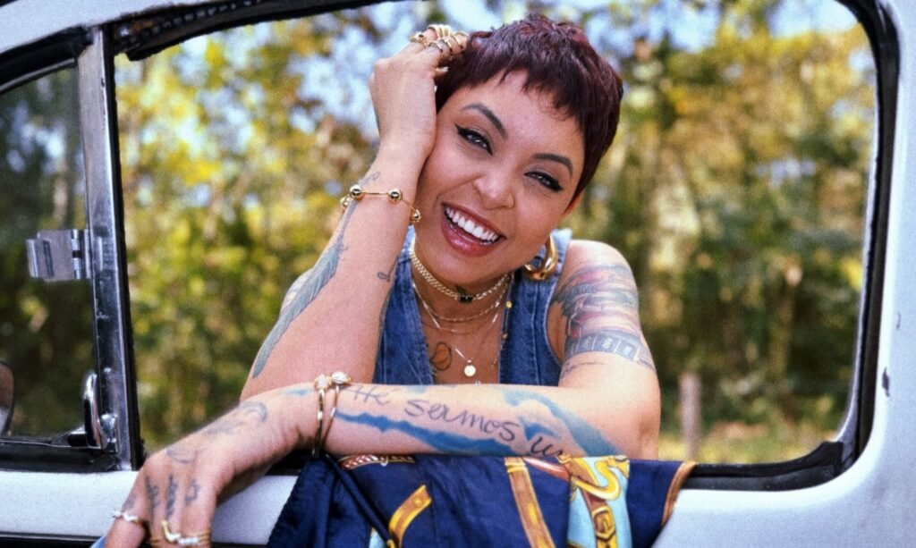 Kell Smith inicia nova turnê com show no Festival de Inverno de Garanhuns