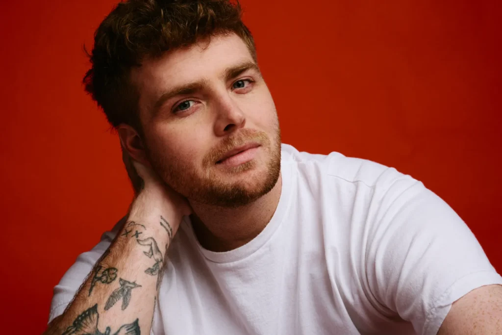 Crítica: Alex Warren, "You'll Be Alright, Kid"