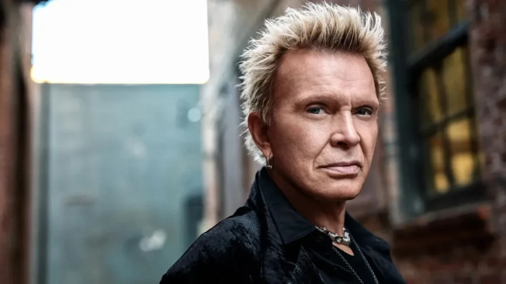 Billy Idol vem ao Brasil para shows em CWB e SP