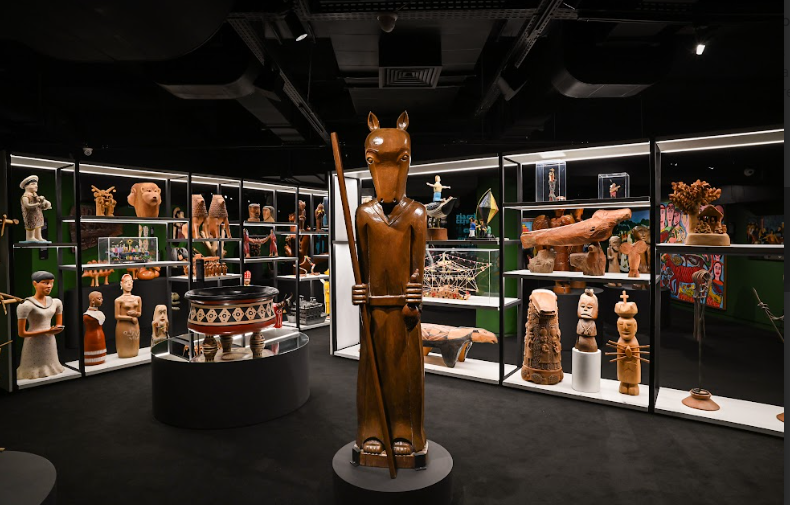 Farol Santander São Paulo recebe exposição inédita e interativa sobre a arte popular brasileira | Foto: Cadu Pilloto
