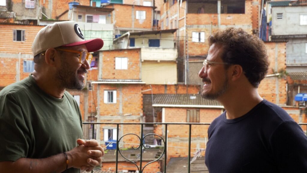 “Um Rio” de Leal transforma arte em ponte social em São Paulo
