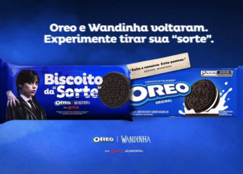 Oreo retoma parceria com “Wandinha”, da Netflix, e lança biscoito da “sorte” às avessas