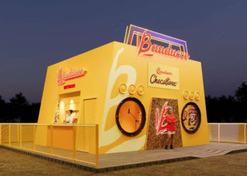 Bauducco estreia no The Town com ativações natalinas e distribuição de produtos