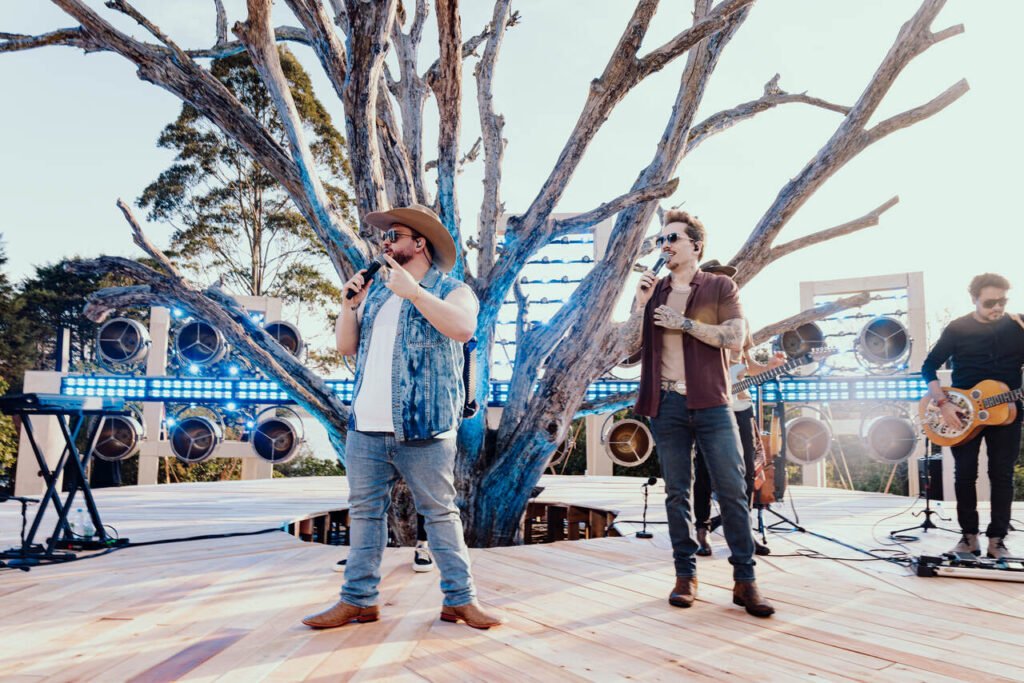 Felipe e Rodrigo gravam em Nashville com músicos do country americano