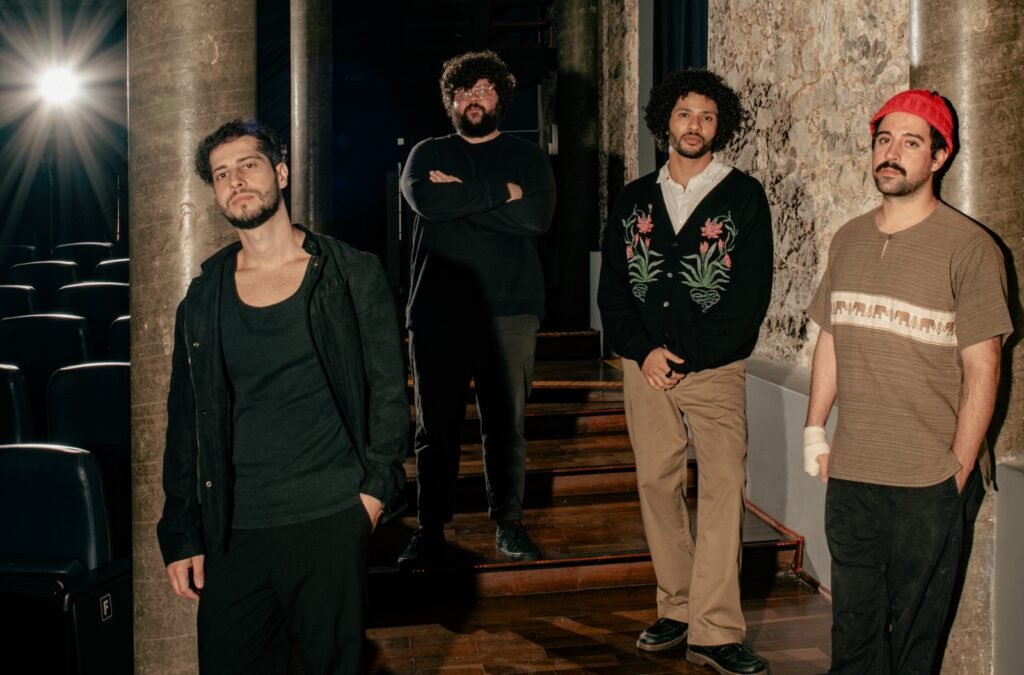 Zimbra chega ao Rio de Janeiro com a turnê “Tudo se Refaz”