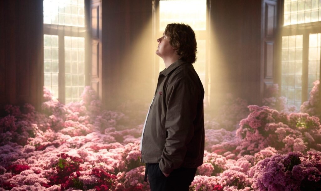 Crítica: Lewis Capaldi, “Survive”