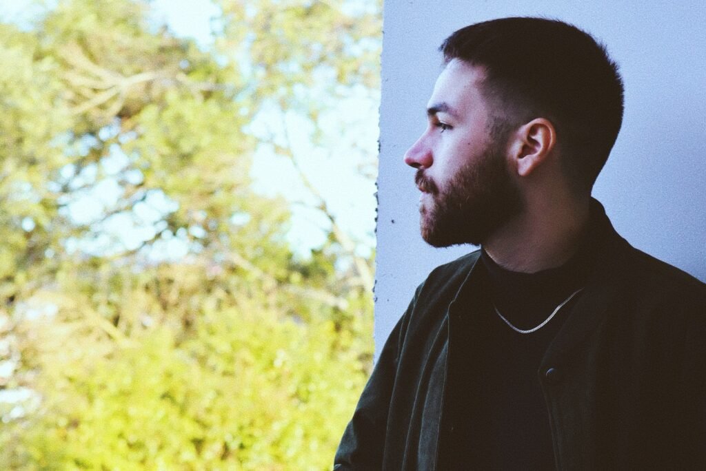 Bileski lança "For Mom", carta musical dedicada à mãe que o adotou