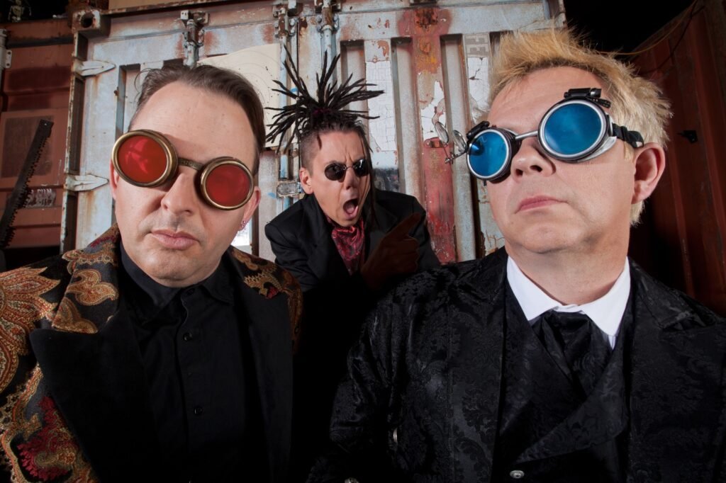 Information Society, Thea Austin e Noel se apresentam em 20 de dezembro na Suhai Music Hall em SP