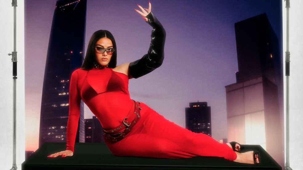 Marina Na Voz conta como comunidade digital e referências globais moldam novo single