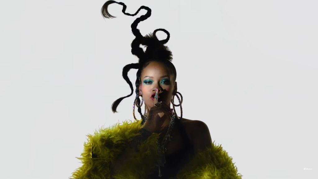 Anúncio em rede chinesa aponta Rihanna como atração de festival em 2026