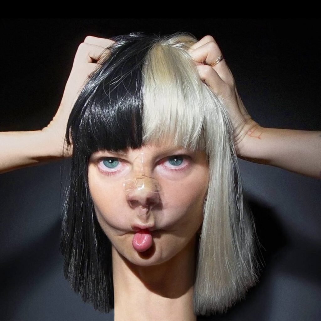 “This Is Acting” completa dez anos como símbolo da versatilidade de Sia