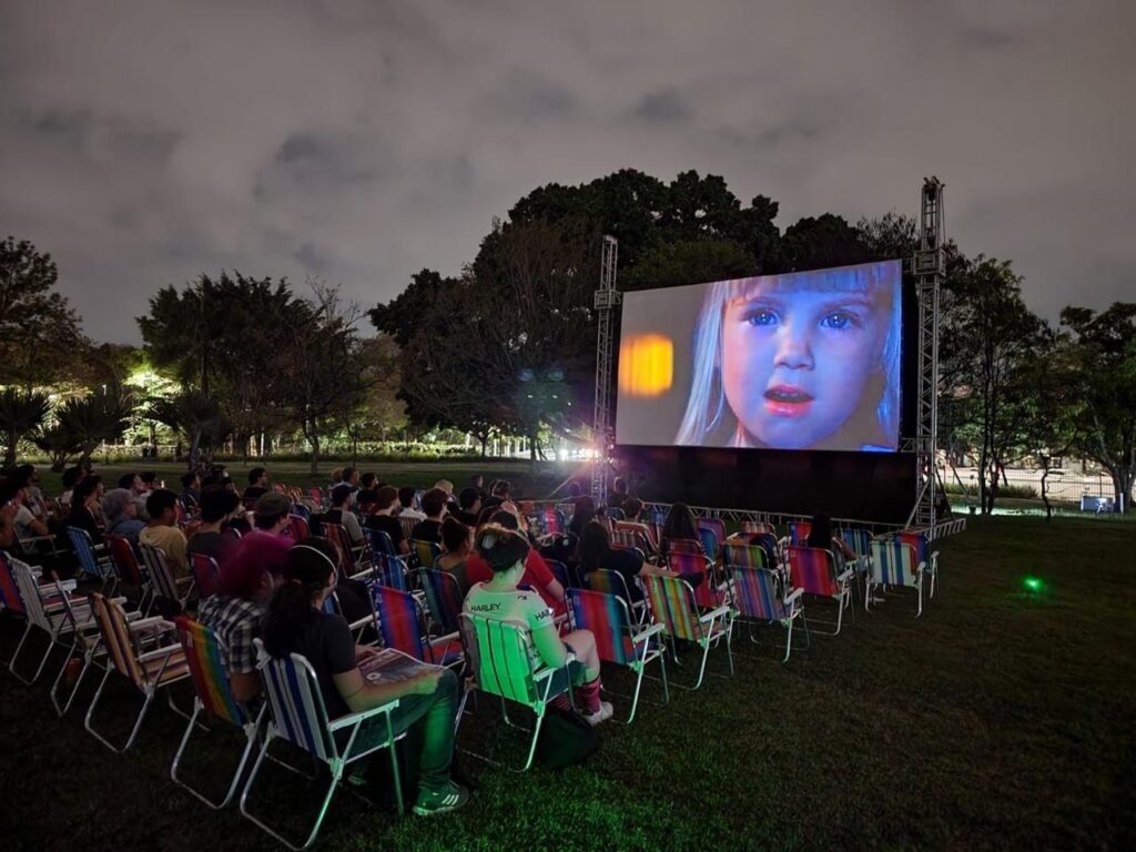 Cine na Praça celebra 15 anos com programação especial em março