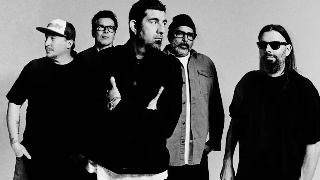 Deftones chega ao Lollapalooza no auge de uma nova era sonora