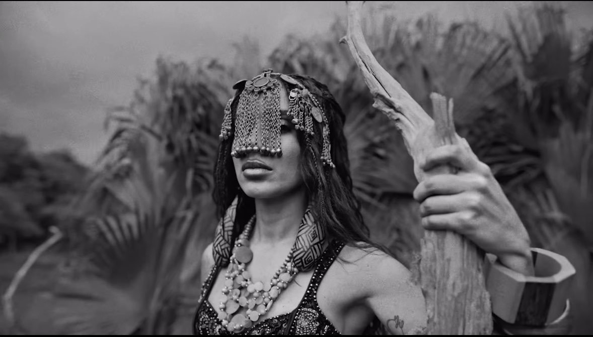 Crítica: Anitta, “Equilibrivm”