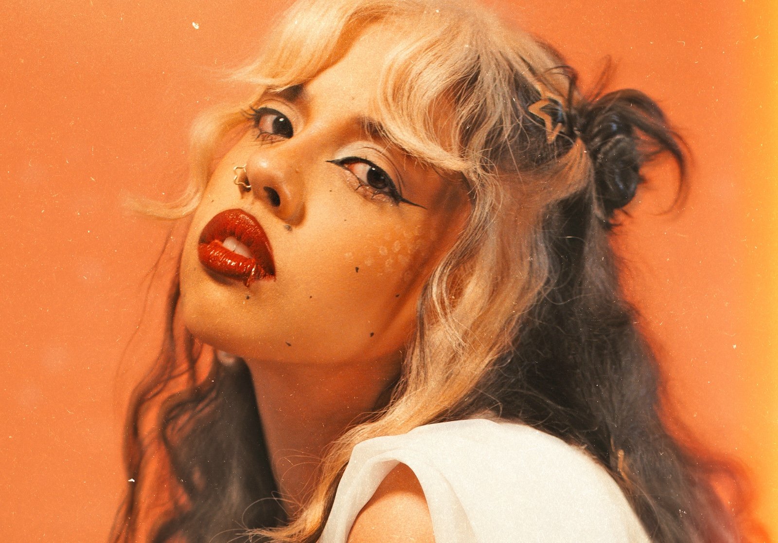 Breezia inaugura nova era da carreira com “Não Sei o que Sentir Sobre Você”