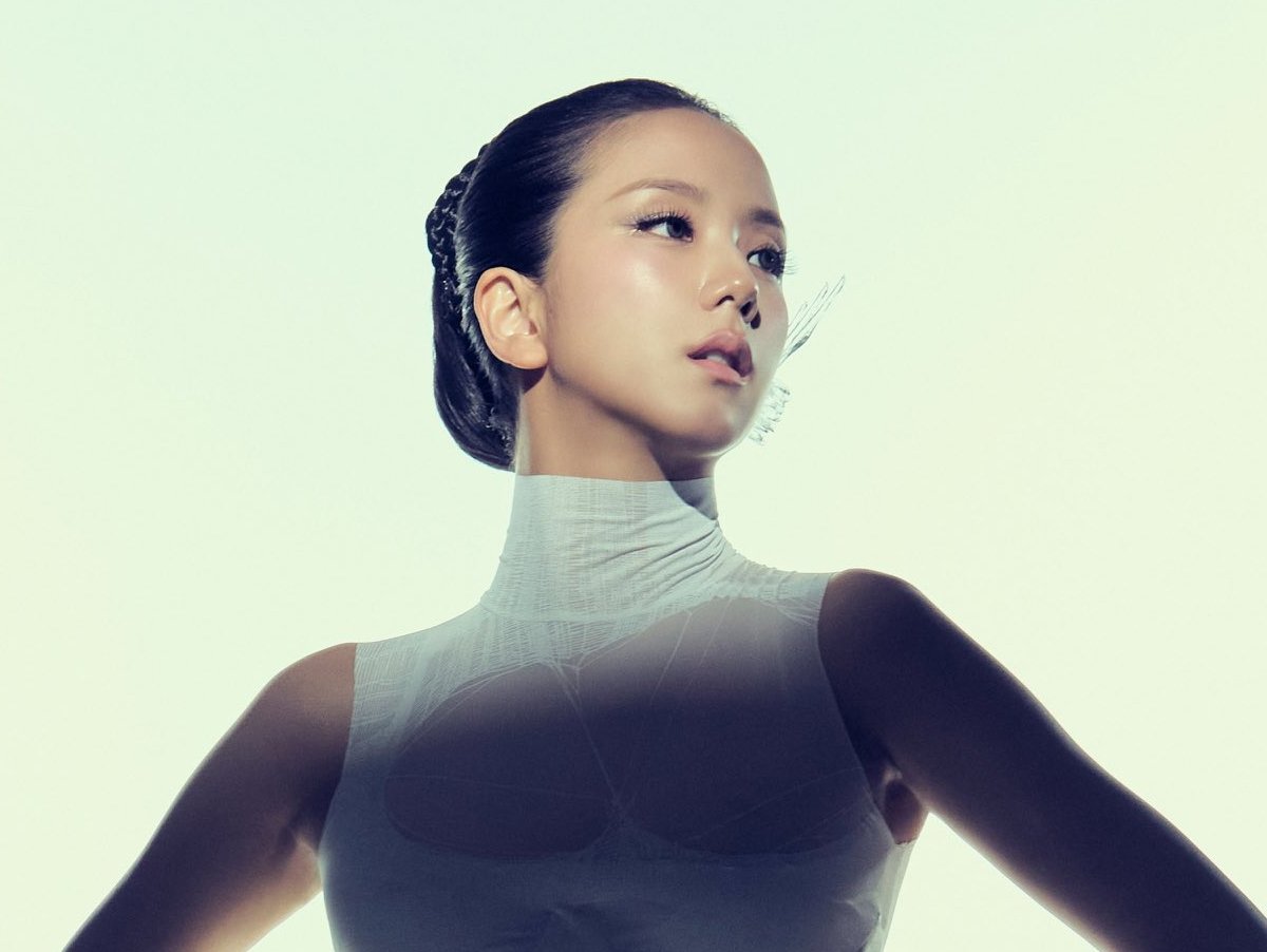 Jisoo recebe prêmio de atriz revelação no Canneseries