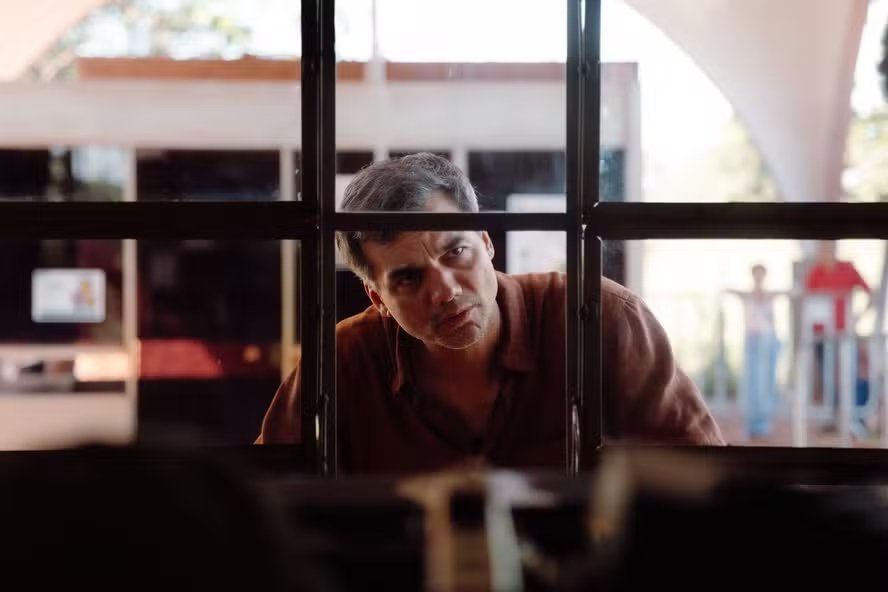 Remake de “Gosto de Cereja” com Wagner Moura ganha primeira imagem oficial