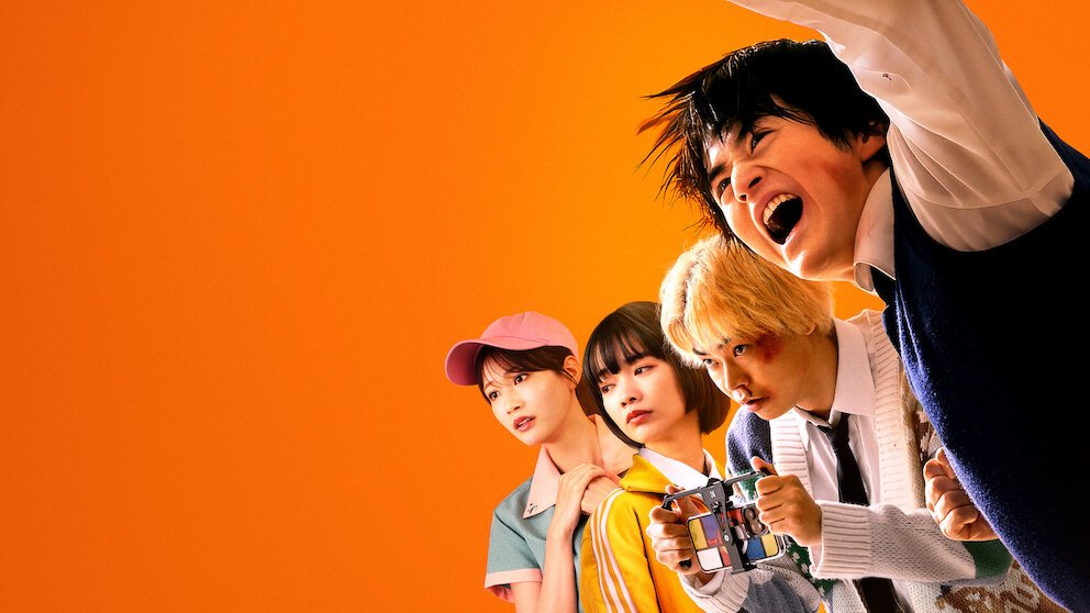 “Viral Hit” ganha novo trailer antes da estreia da versão live-action na Netflix